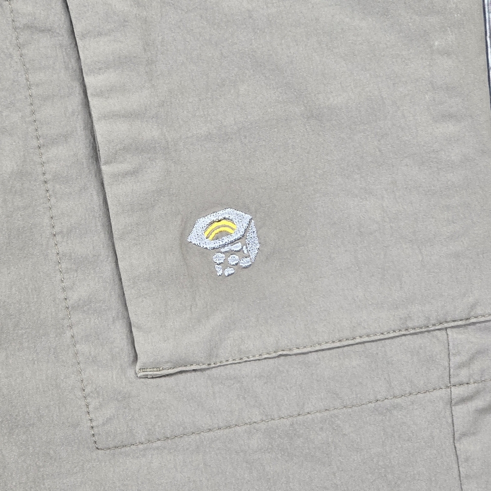 Mountain Hardware Tan Zip-Off Leg Cargo Shorts - Picture 9 of 12